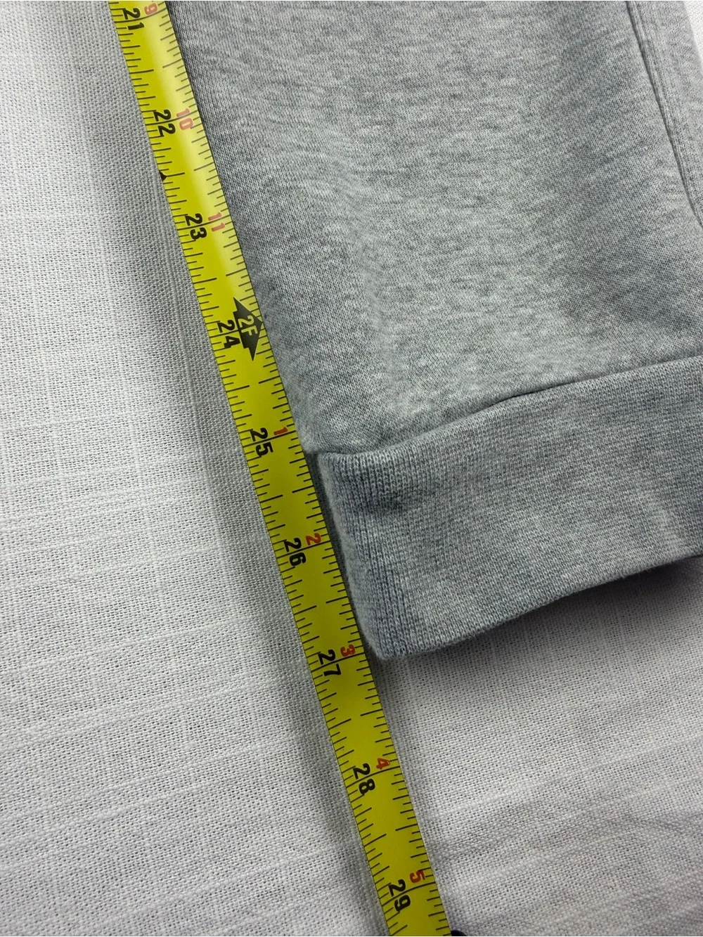 Nike Club Jogger Sweatpants Slim Tapered Sportswear Pant in Grey Men’s Size M